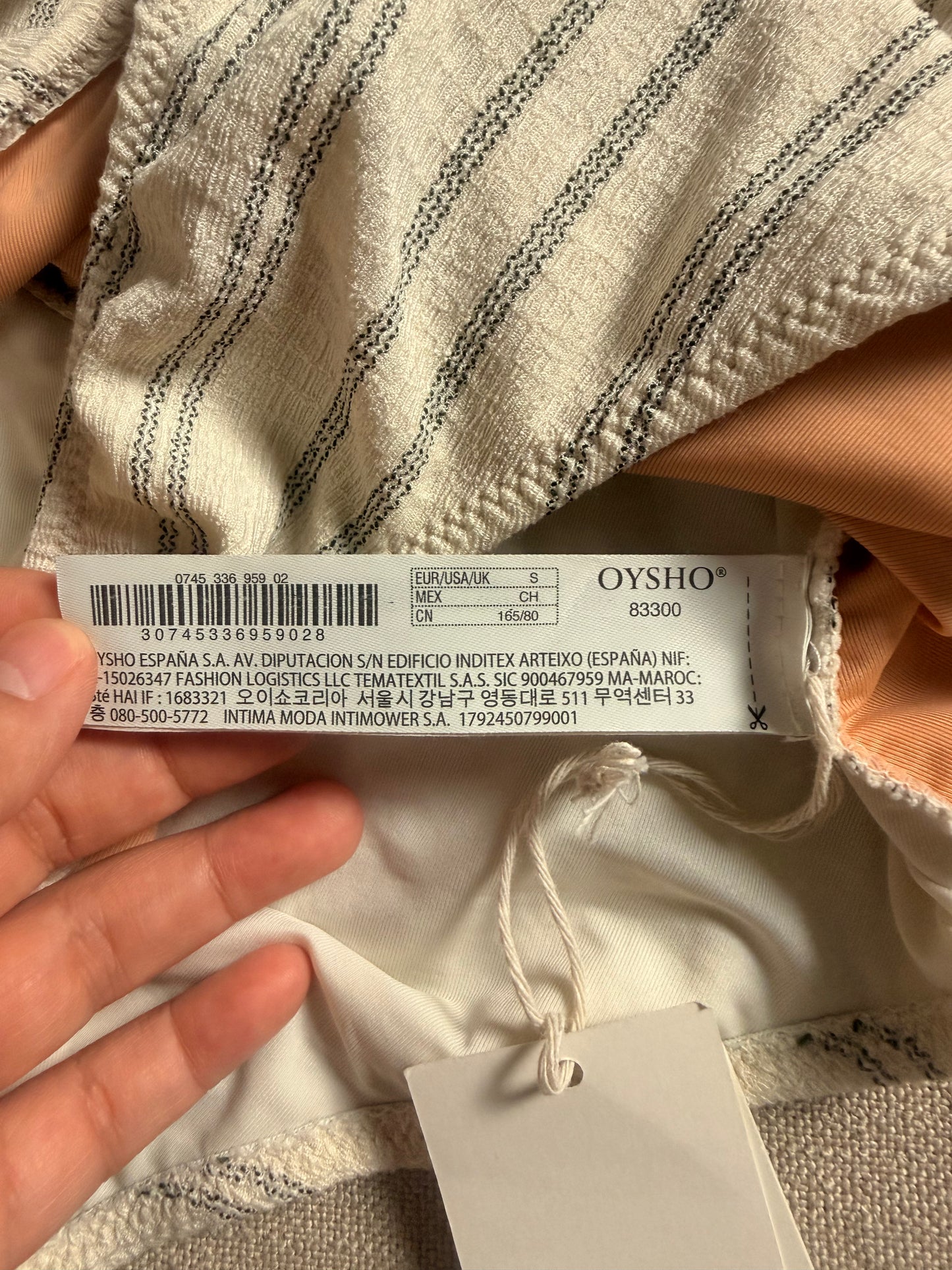 Oysho one-piece swimsuit size S, pretty back style